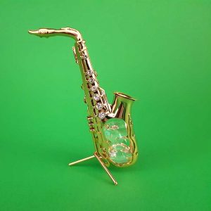 Szaxofon aranyozott kristályfigura